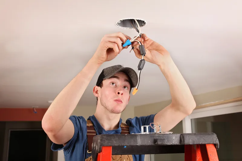 Électricien professionnel au travail — 95 Dépannage, Val-d'Oise